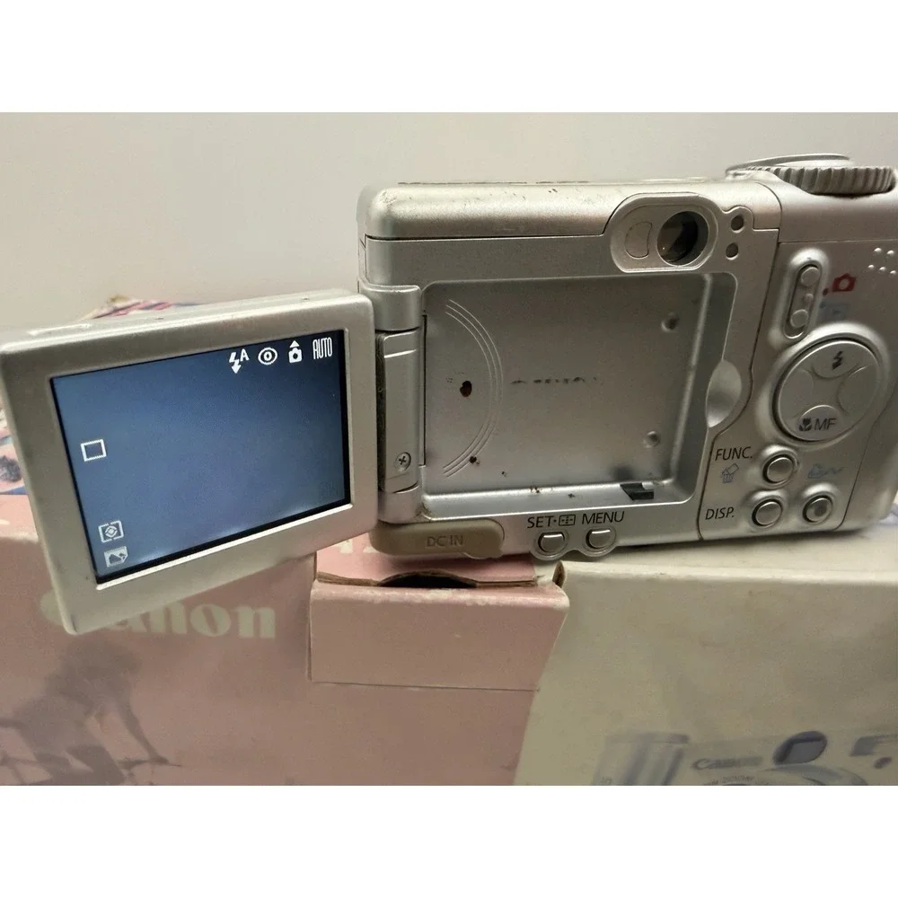Canon PowerShot A95 5MP Digital Camera w/ Box Manuals Cable 512MB CF Card